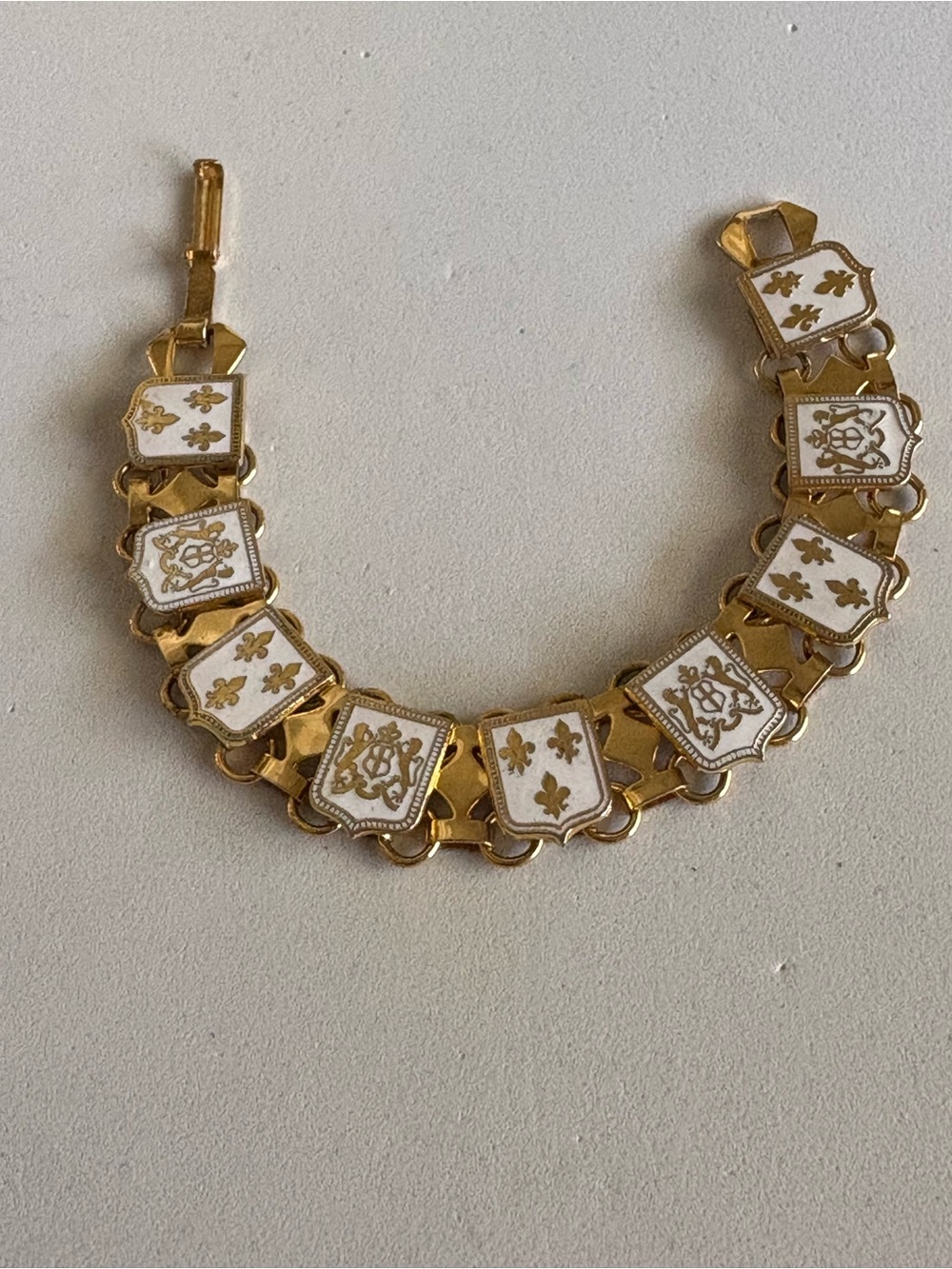 Vintage Heraldic Gold Tone W/ White Enamel Fleur Di Lis Coat of Arms Shield